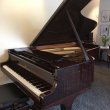 Steinway & Sons 211 von 1979 in Mahonie glimmend